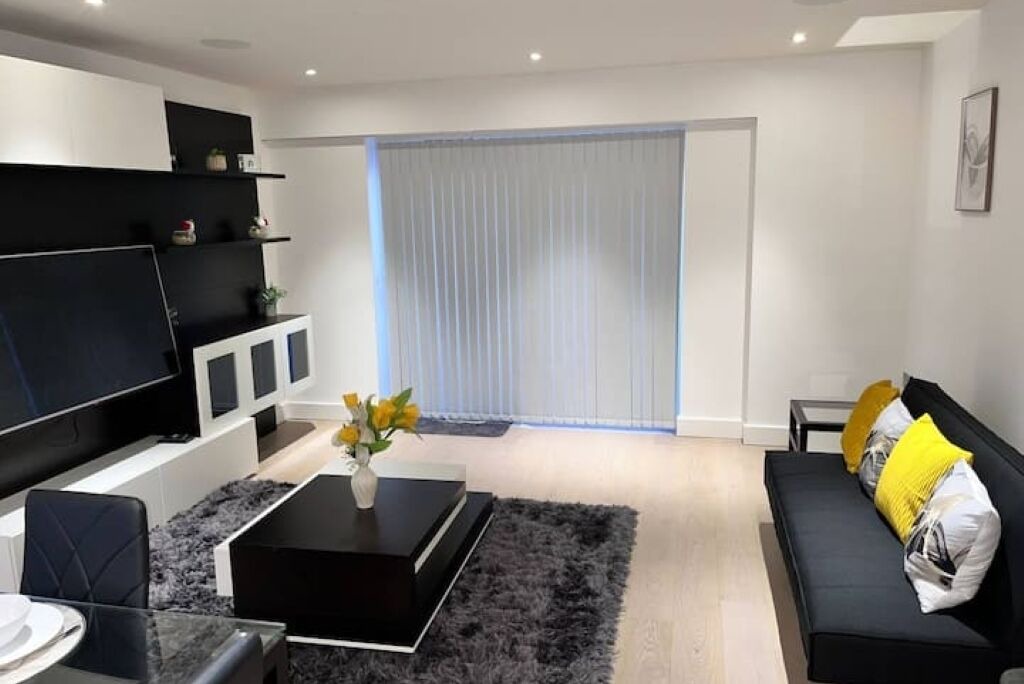 Photo of Livingroom in Whittington