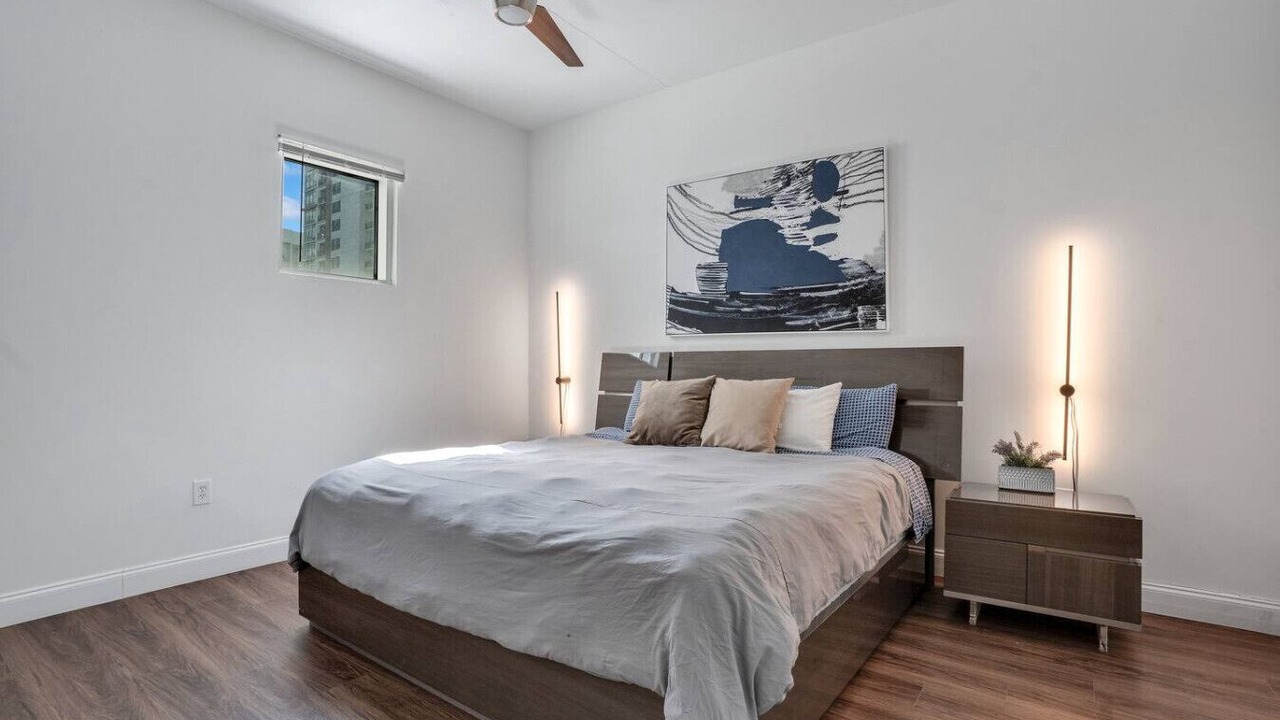 Photo of Bedroom in South Eola