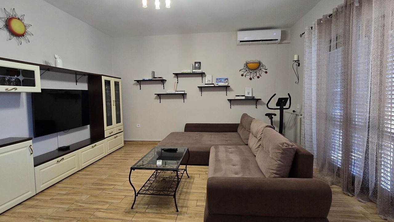 Photo of Livingroom in Buici