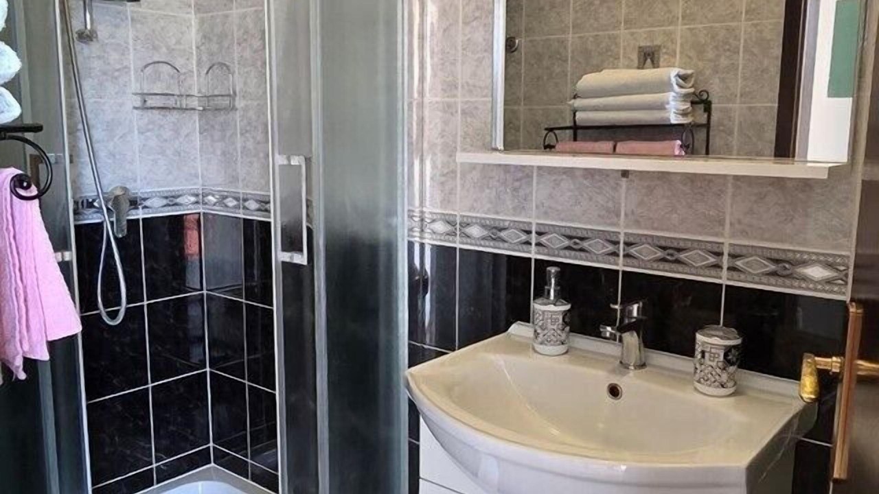 Photo of Bathroom in Buici
