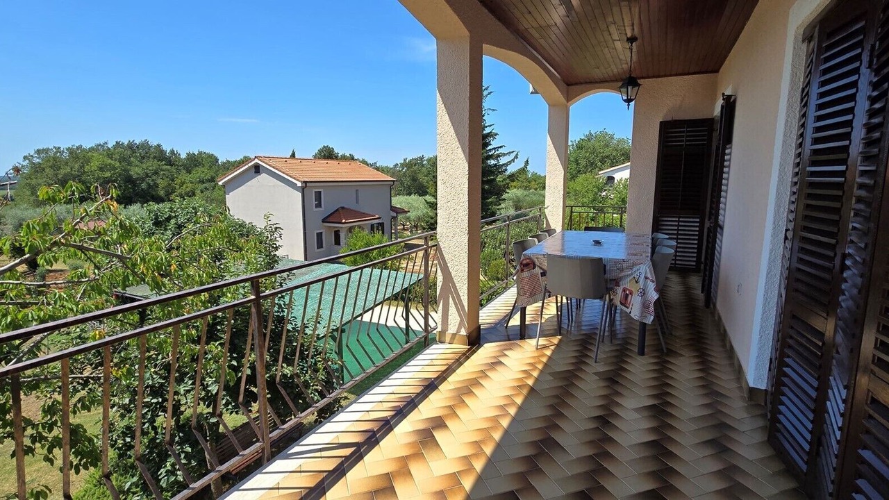 Photo of Outdoor in Buici