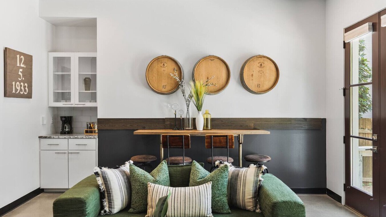 Photo of Bedroom in Hillsboro Village