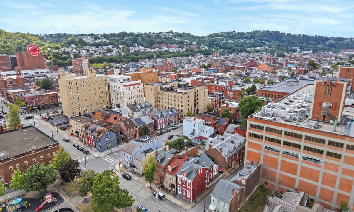 Photo of Outdoor in South Side Flats