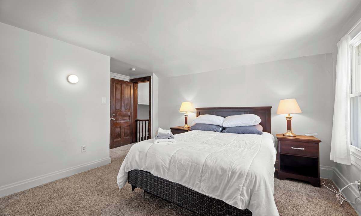 Photo of Bedroom in South Side Flats