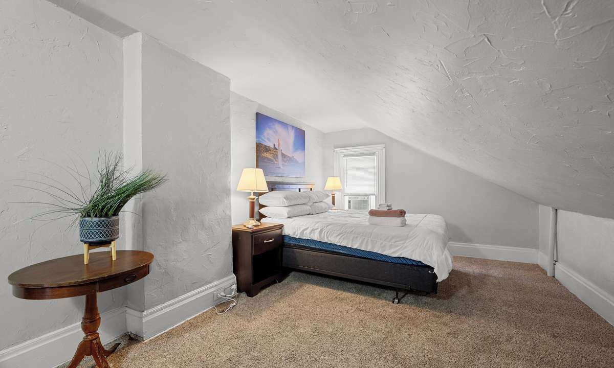 Photo of Bedroom in South Side Flats