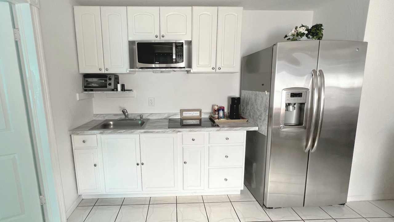 Photo of Kitchen in Lake Worth Corridor
