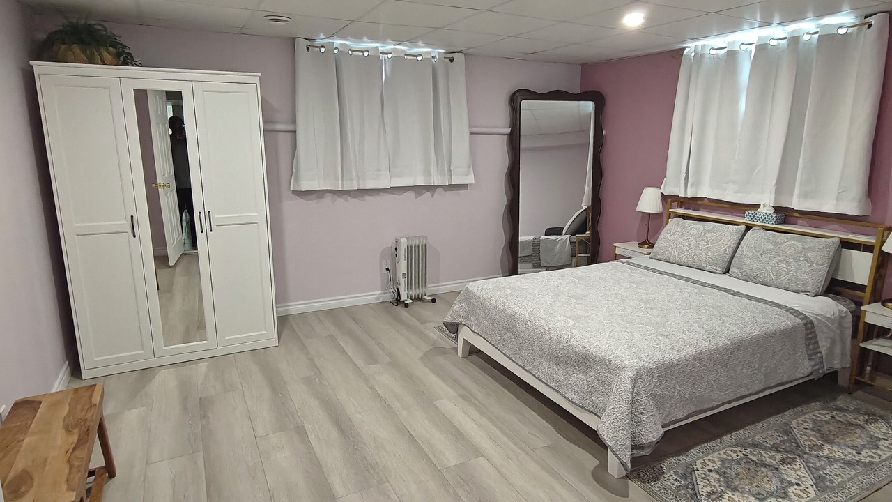 Photo of Bedroom in Ottawa Division