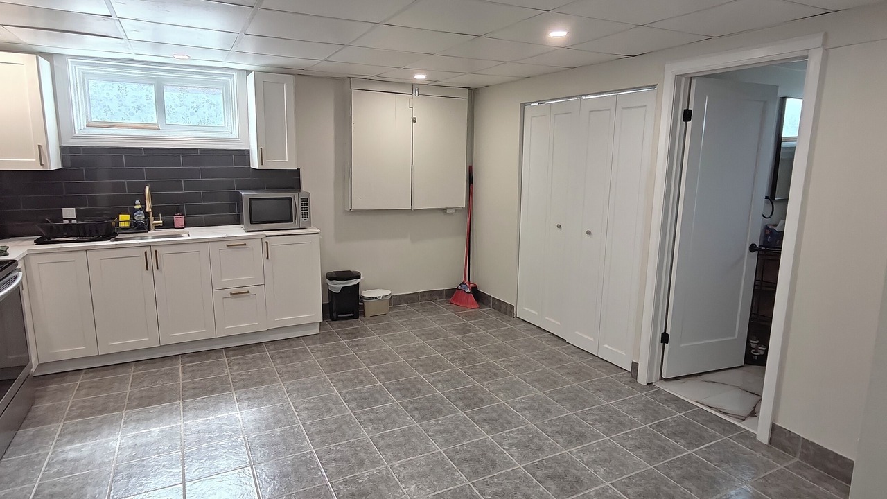 Photo of Kitchen in Ottawa Division