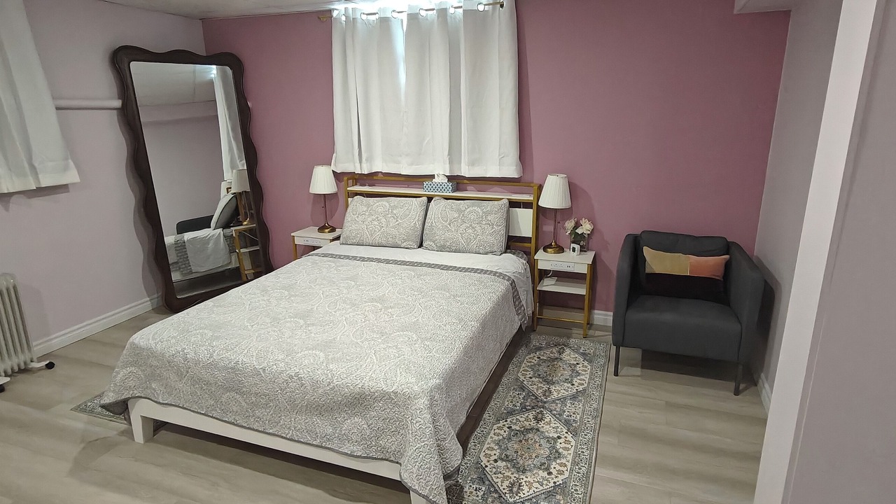 Photo of Bedroom in Ottawa Division