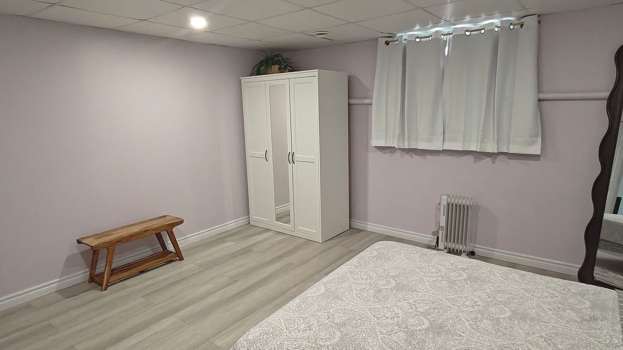 Photo of Bedroom in Ottawa Division