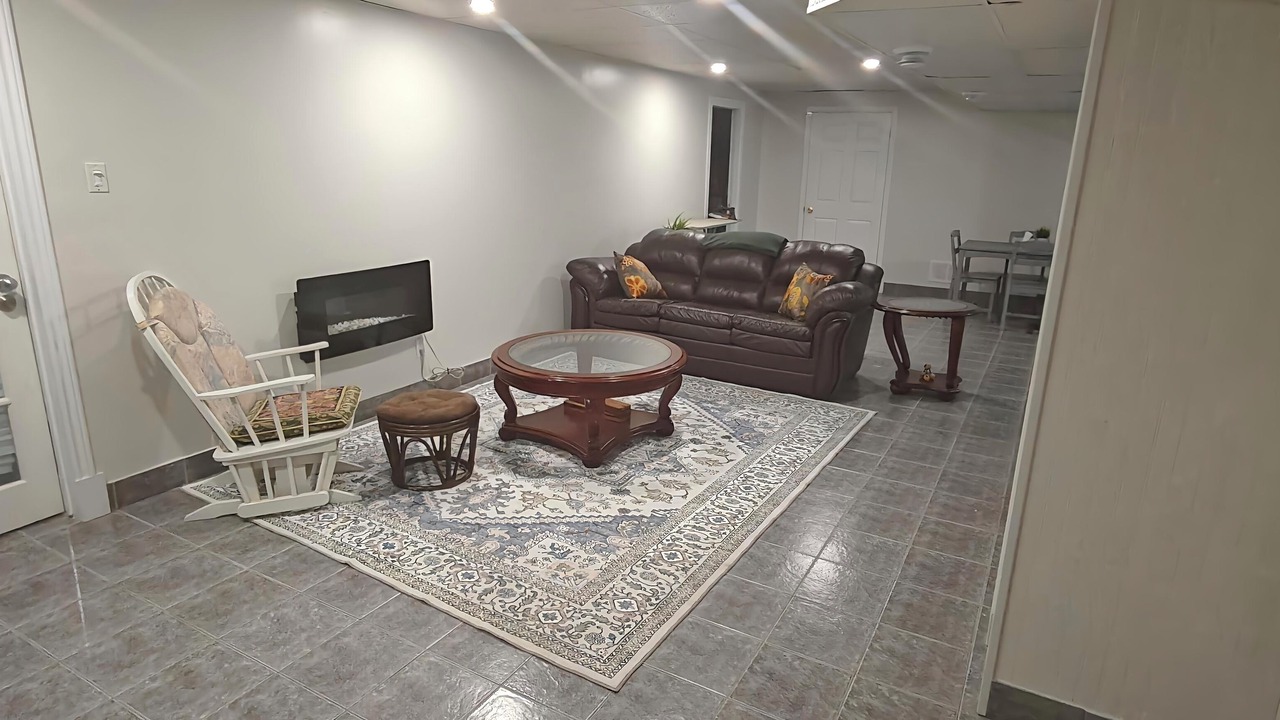Photo of Livingroom in Ottawa Division