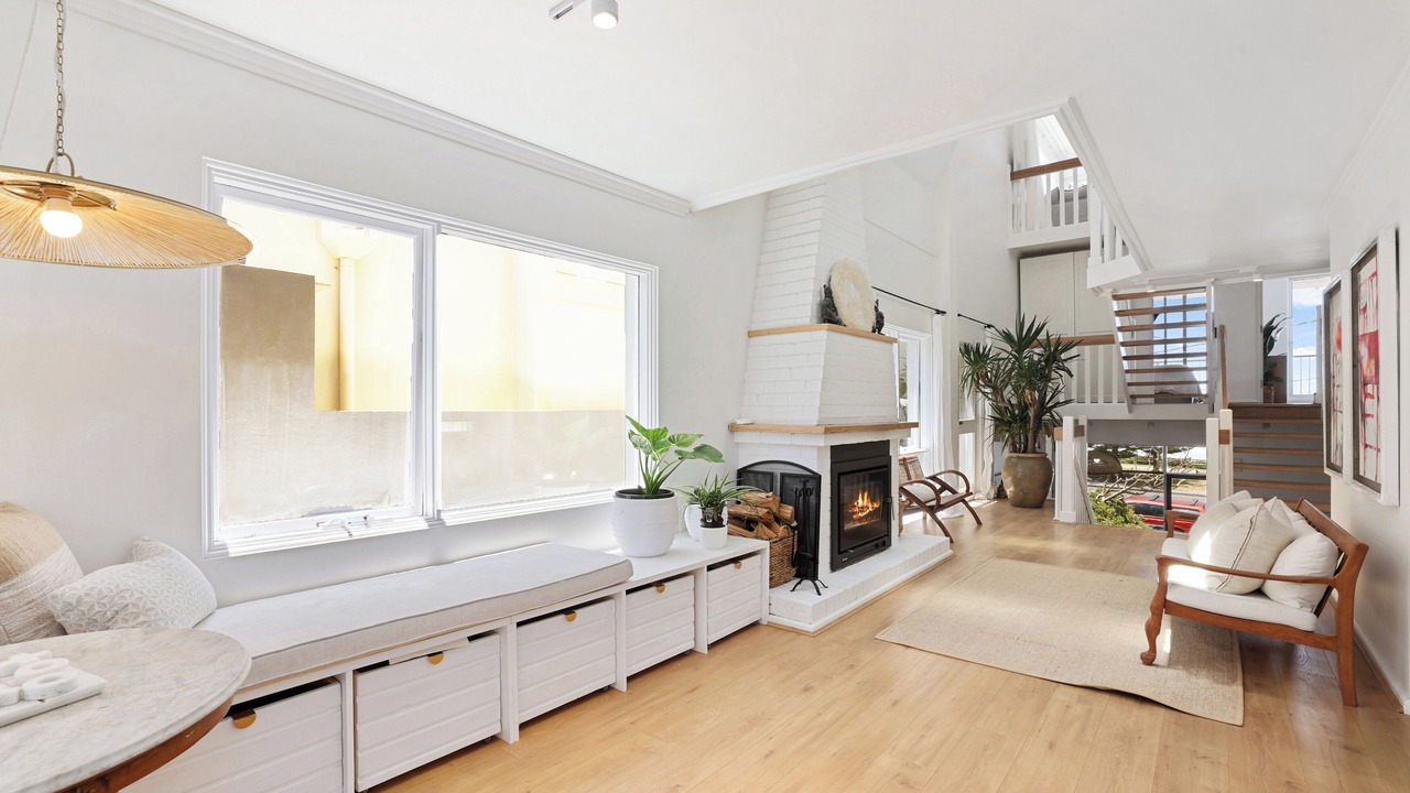 Photo of Livingroom in Curl Curl