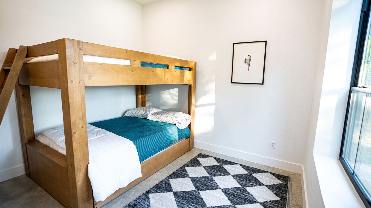 Photo of Bedroom in Hearne