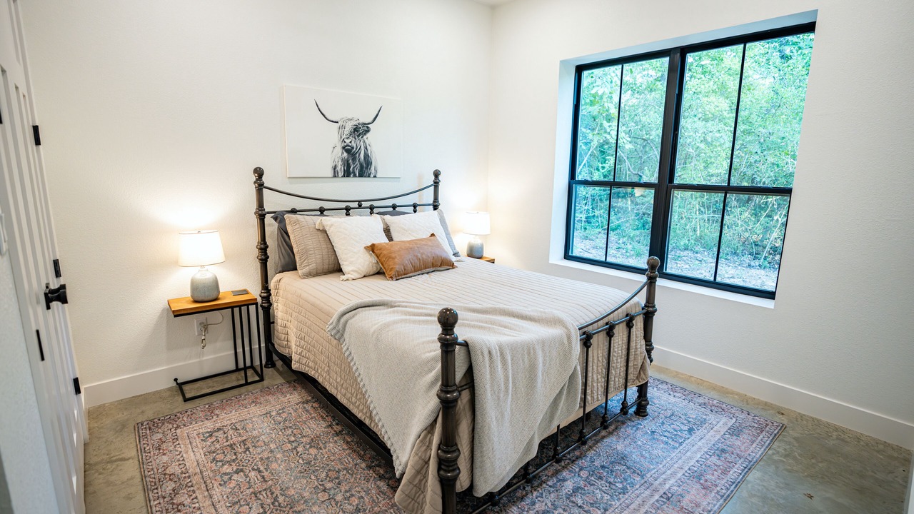 Photo of Bedroom in Hearne