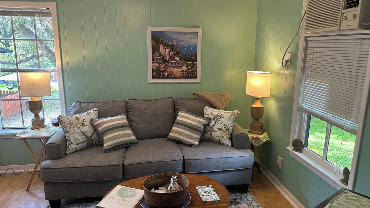 Photo of Livingroom in Laurel