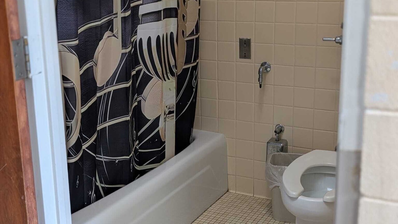 Photo of Bathroom in Pocahontas