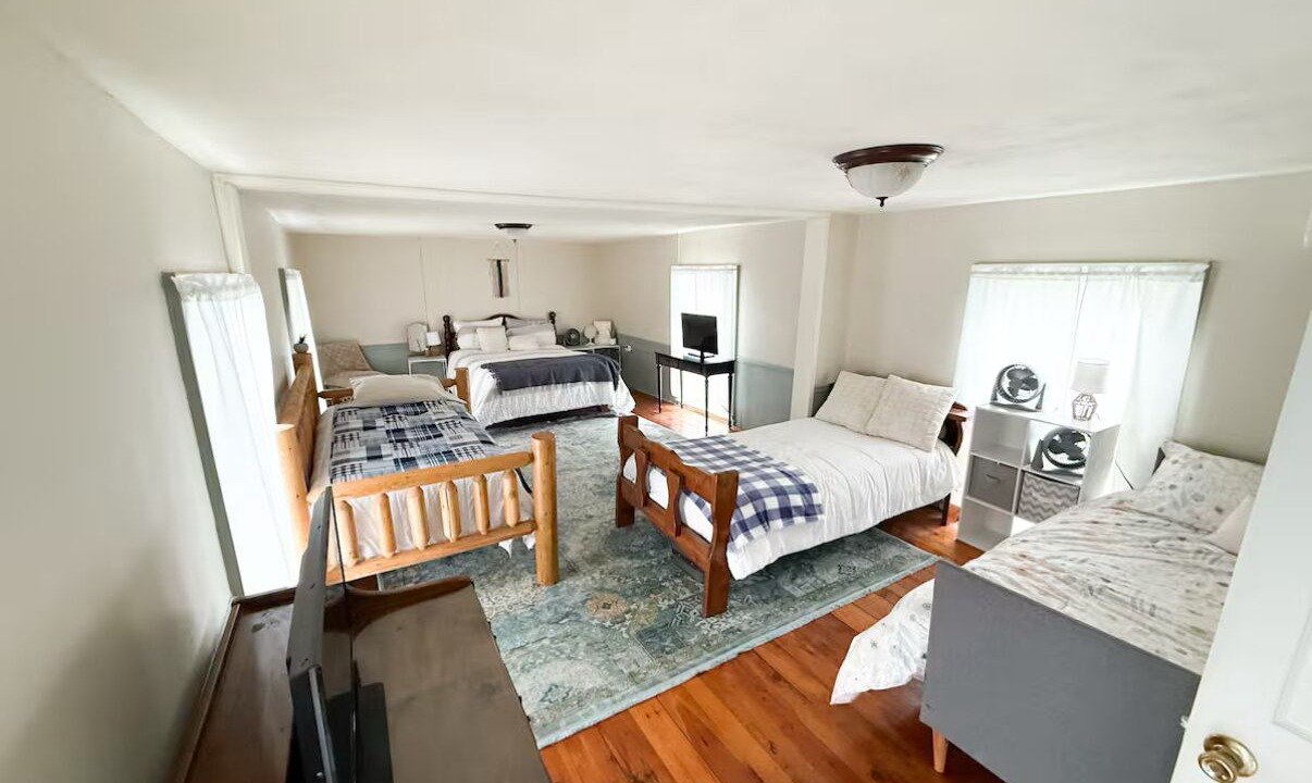 Photo of Bedroom in Hiwassee