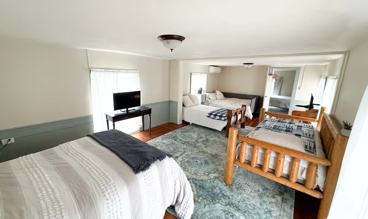 Photo of Bedroom in Hiwassee