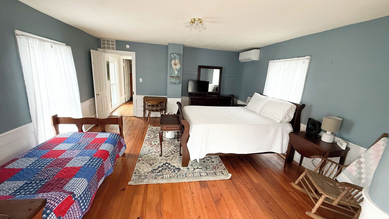 Photo of Bedroom in Hiwassee
