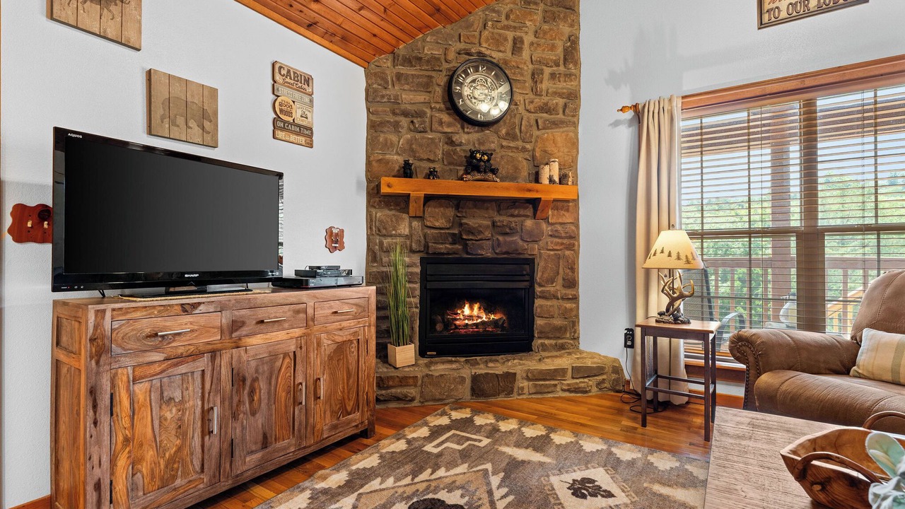 Photo of Livingroom in Branson West