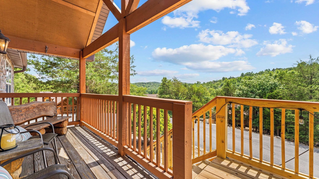 Photo of Patio Balcony in Branson West