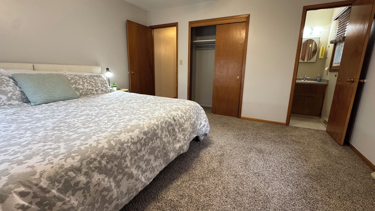Photo of Bedroom in Ankeny