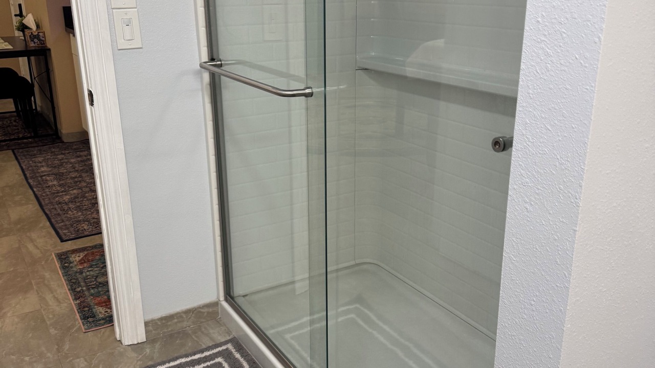 Photo of Bathroom in La Sierra Hills