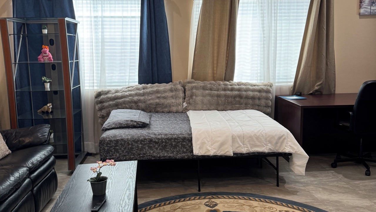 Photo of Bedroom in La Sierra Hills