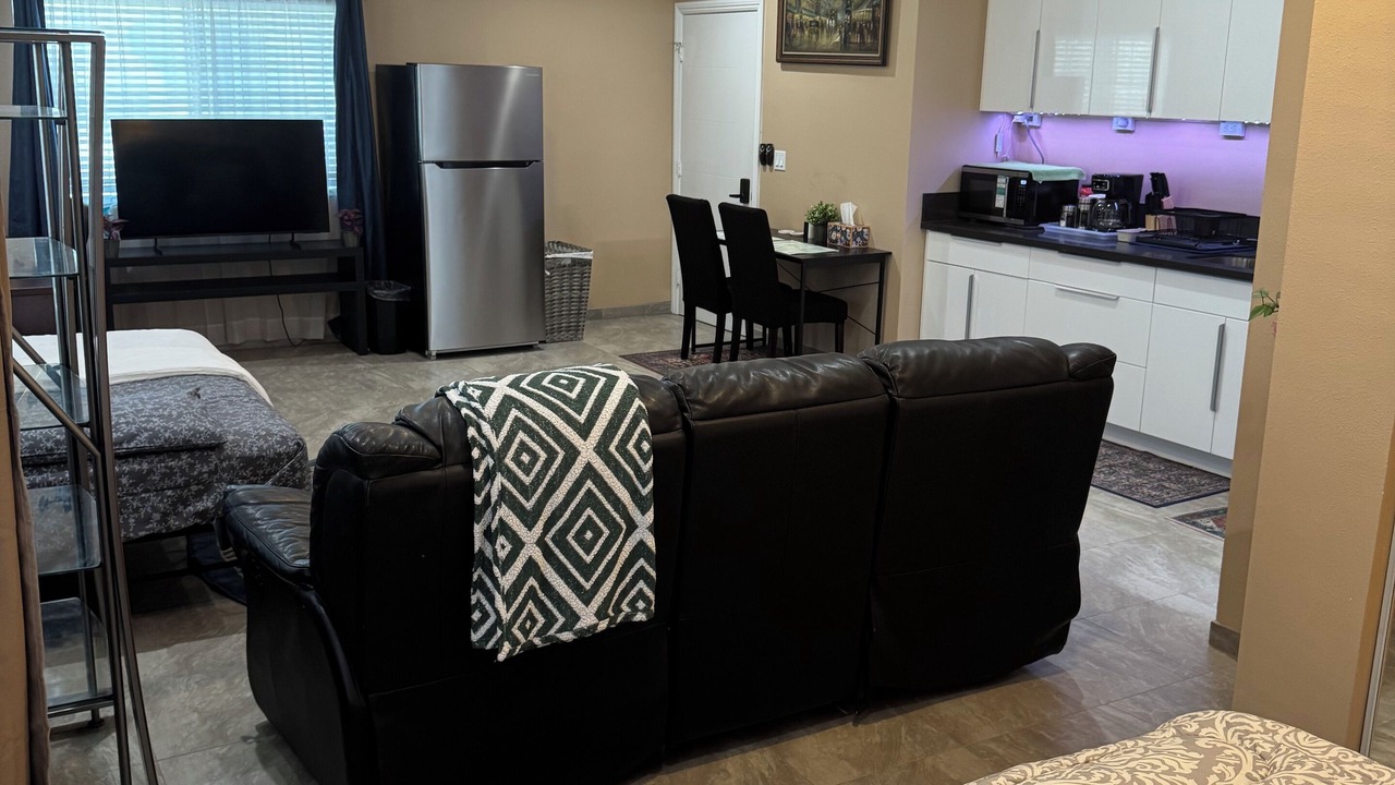 Photo of Bedroom in La Sierra Hills