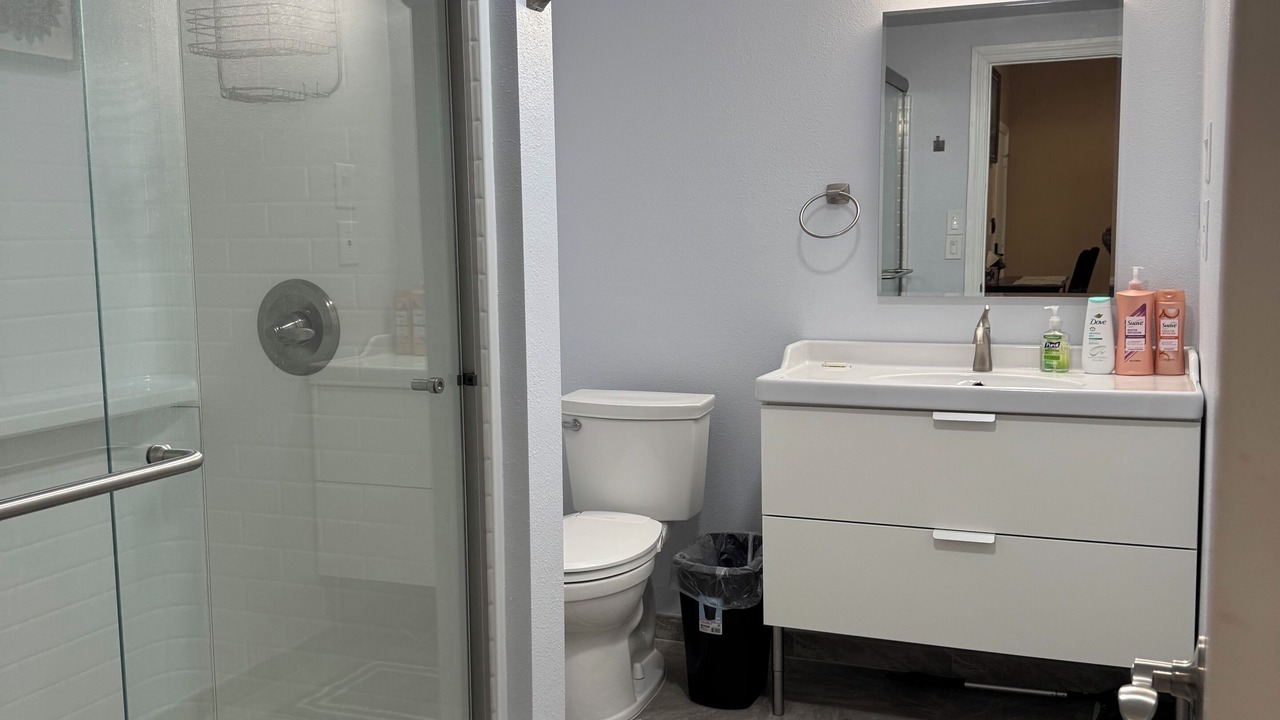 Photo of Bathroom in La Sierra Hills