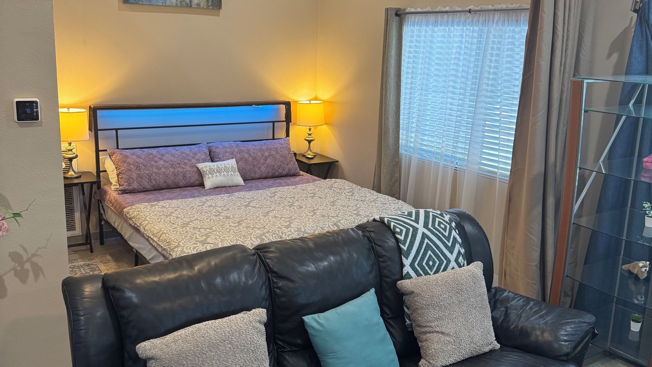 Photo of Bedroom in La Sierra Hills