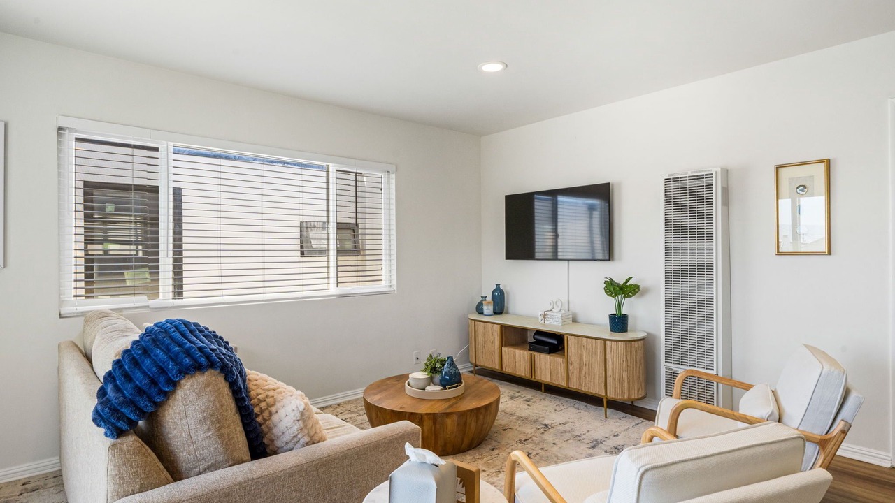 Photo of Livingroom in The Strand