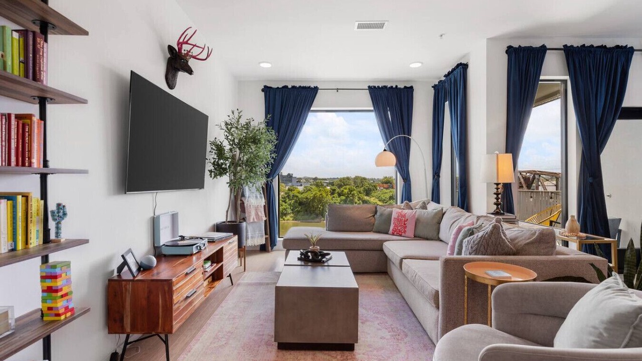 Photo of Bedroom in North Capitol