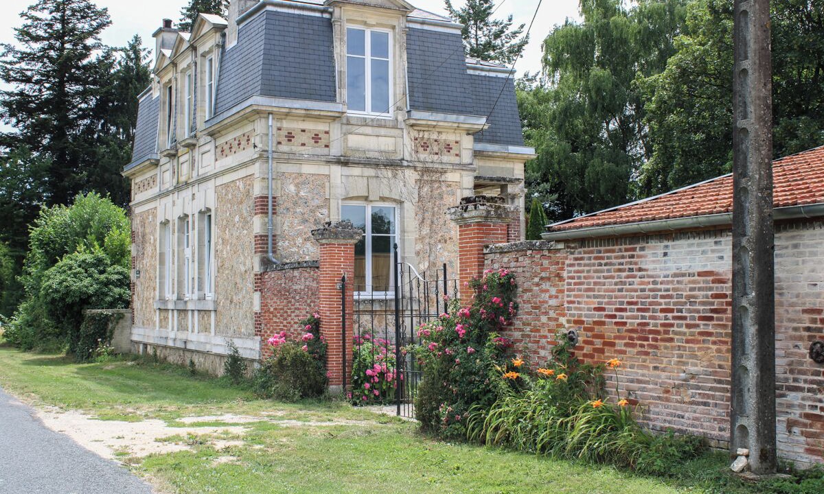 Photo of Outdoor in La Neuville-aux-Bois