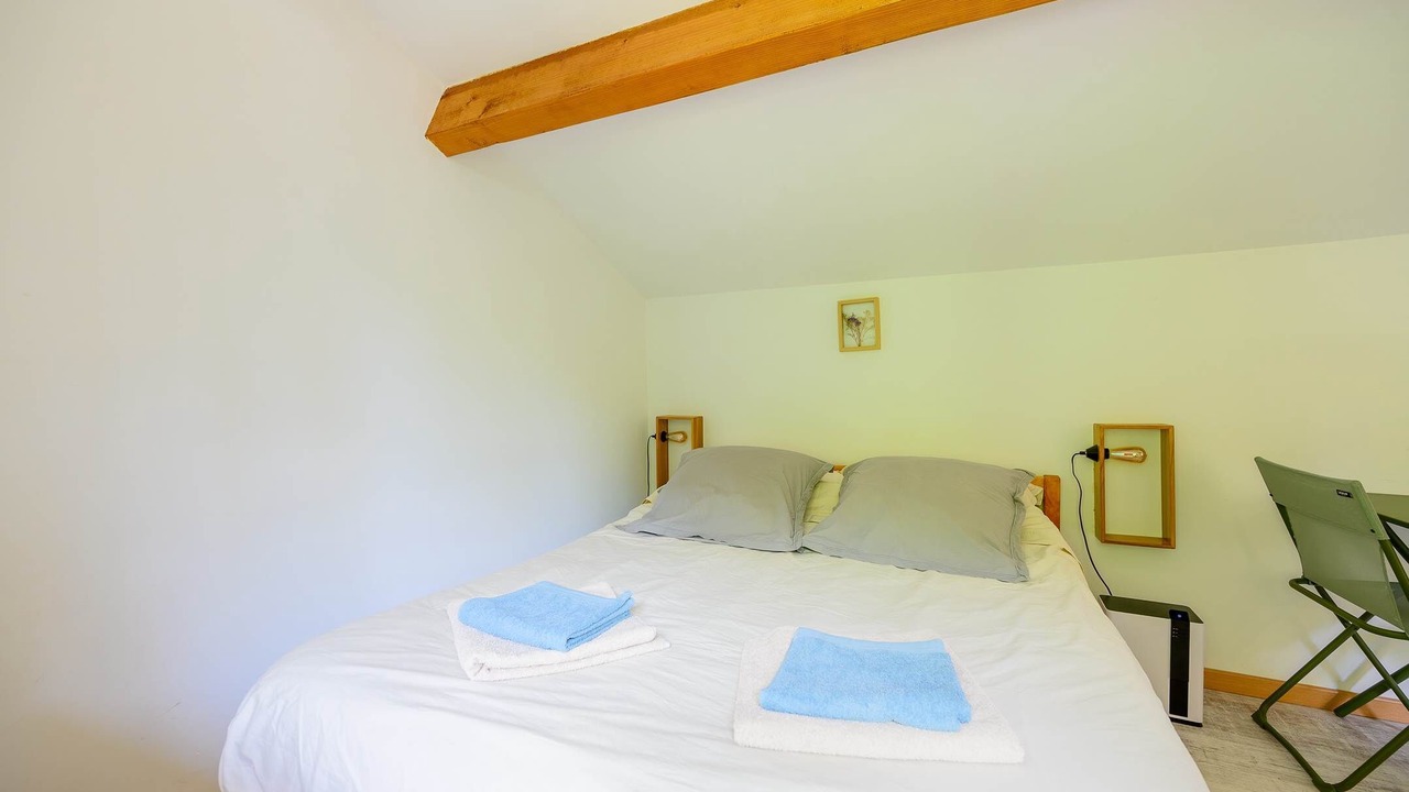 Photo of Others in Haulme