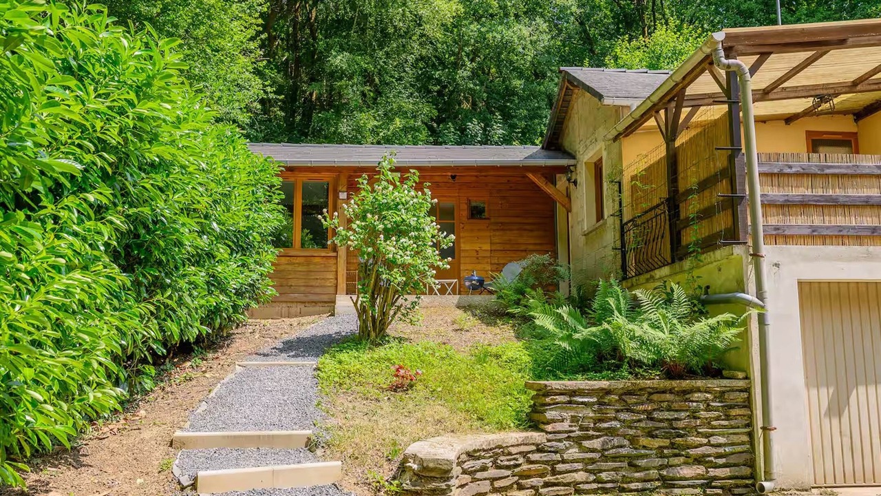 Photo of Others in Haulme