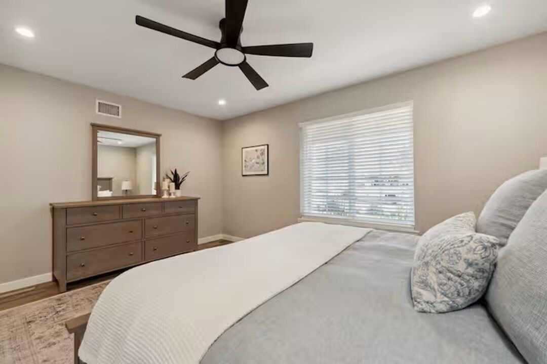 Photo of Bedroom in Thousand Oaks