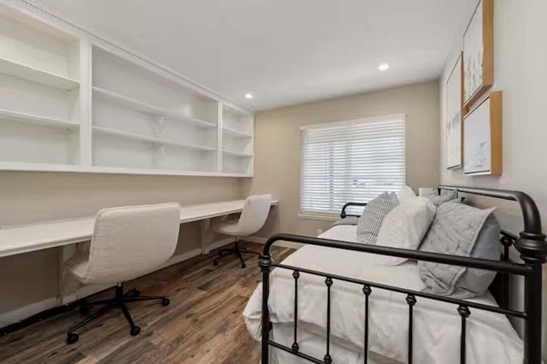 Photo of Bedroom in Thousand Oaks