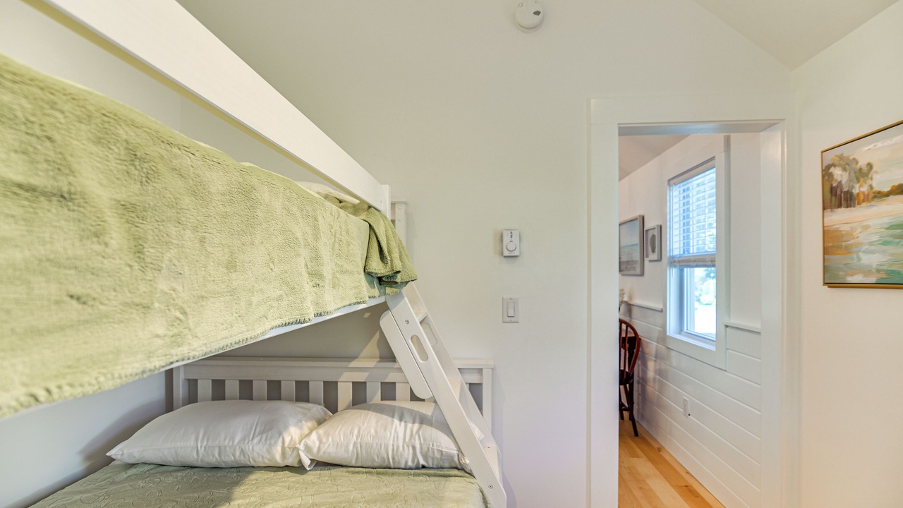 Photo of Bedroom in Osterville