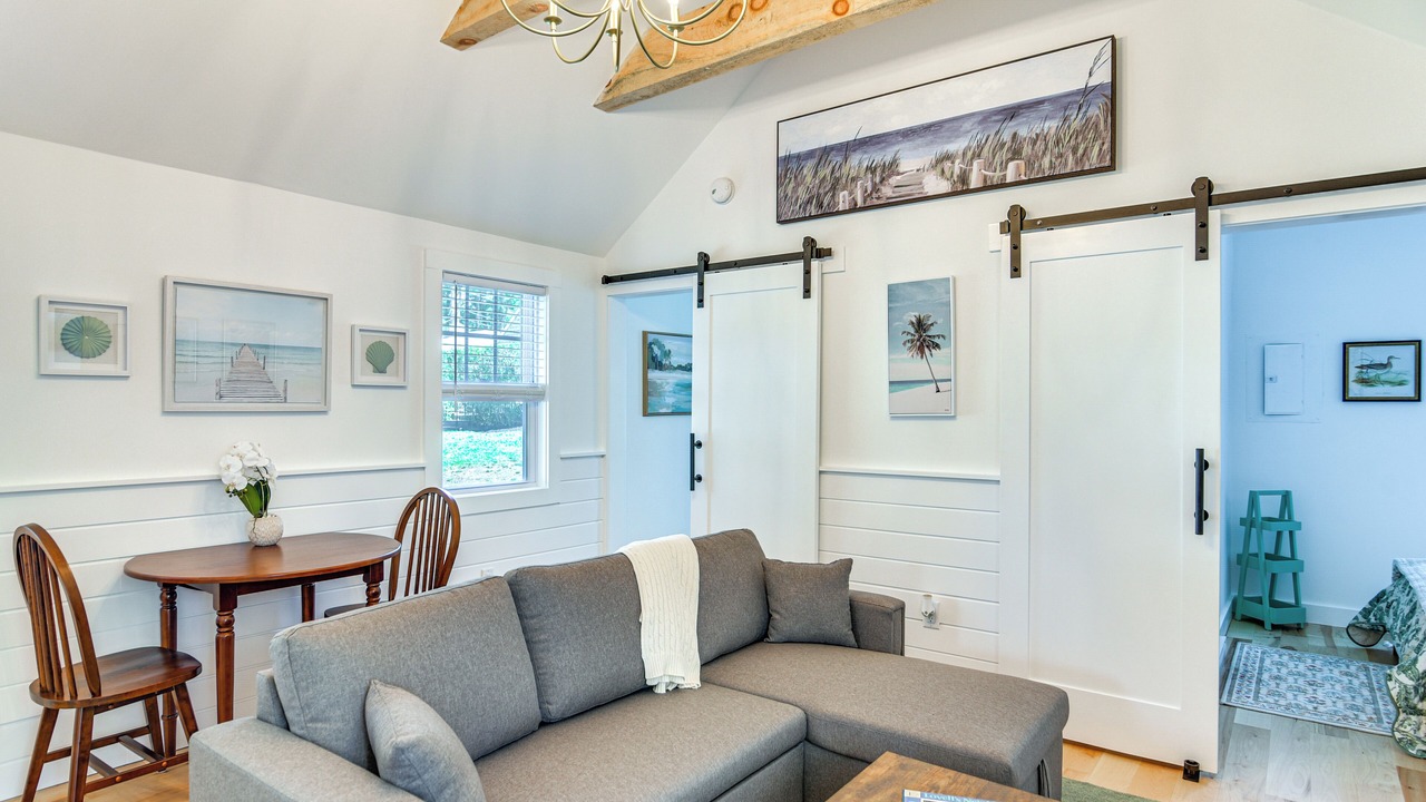 Photo of Livingroom in Osterville