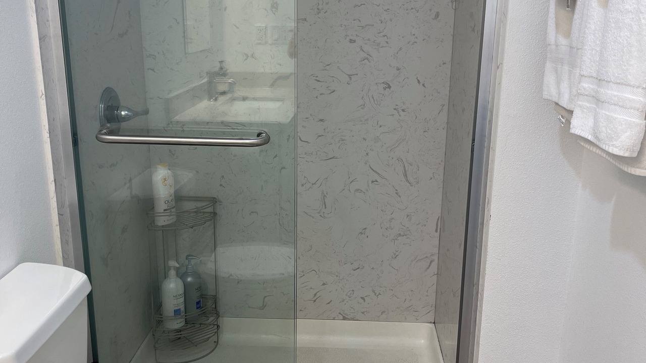 Photo of Bathroom in West Alameda