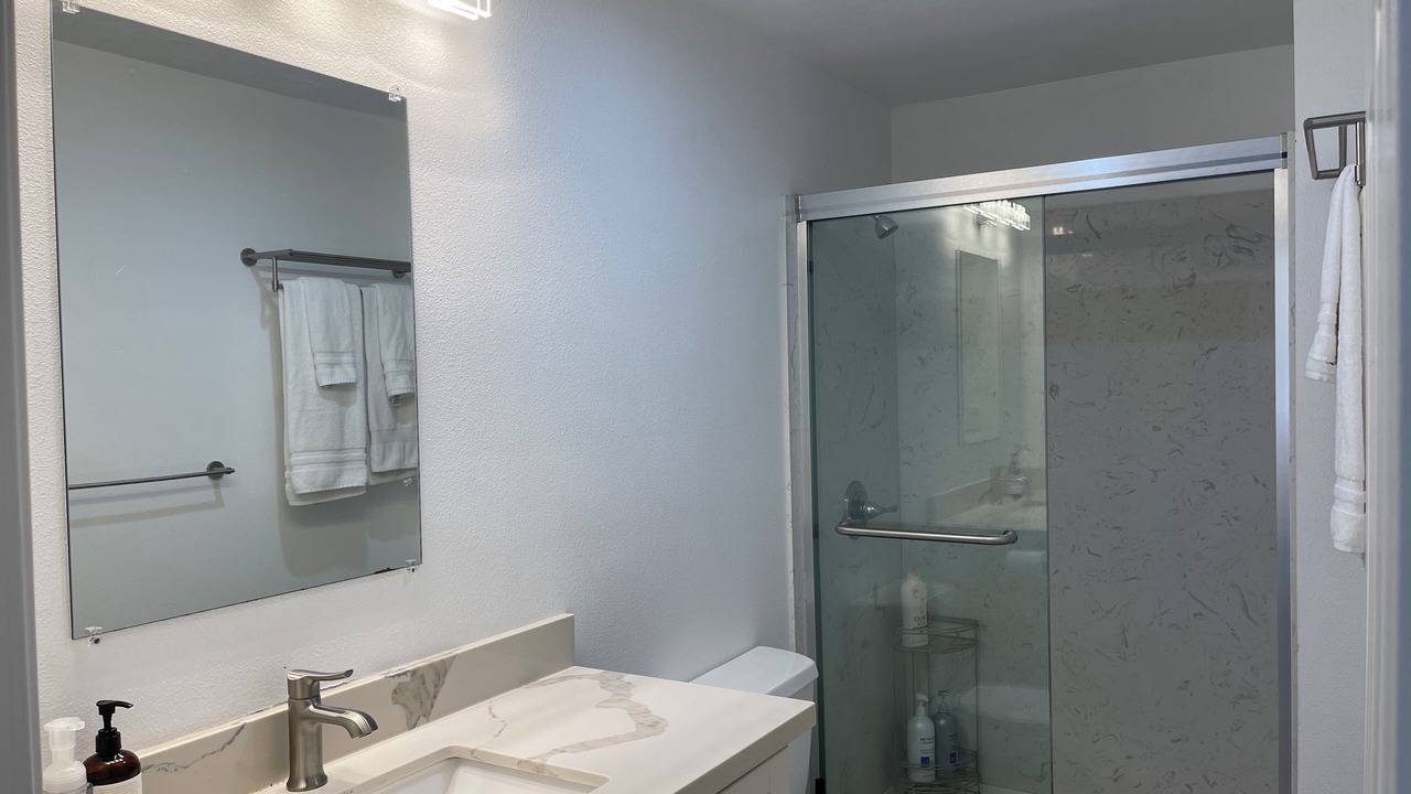 Photo of Bathroom in West Alameda