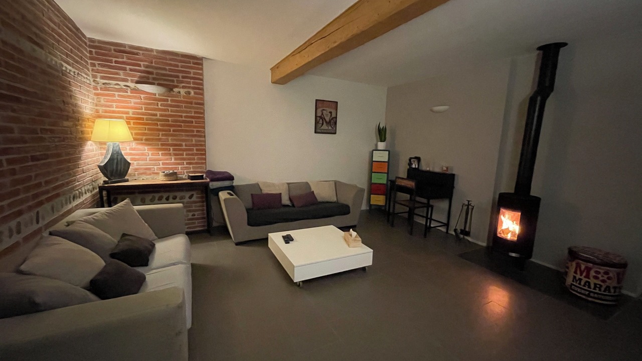 Photo of Livingroom in Launaguet