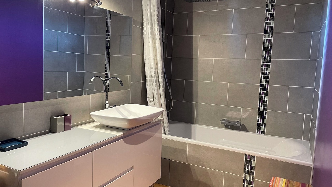 Photo of Bathroom in Launaguet