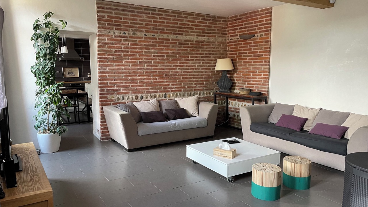 Photo of Livingroom in Launaguet