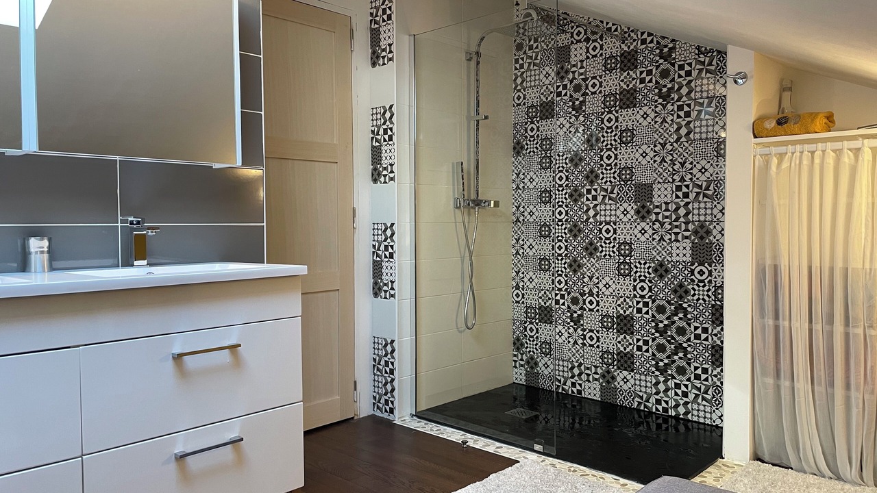 Photo of Bathroom in Launaguet