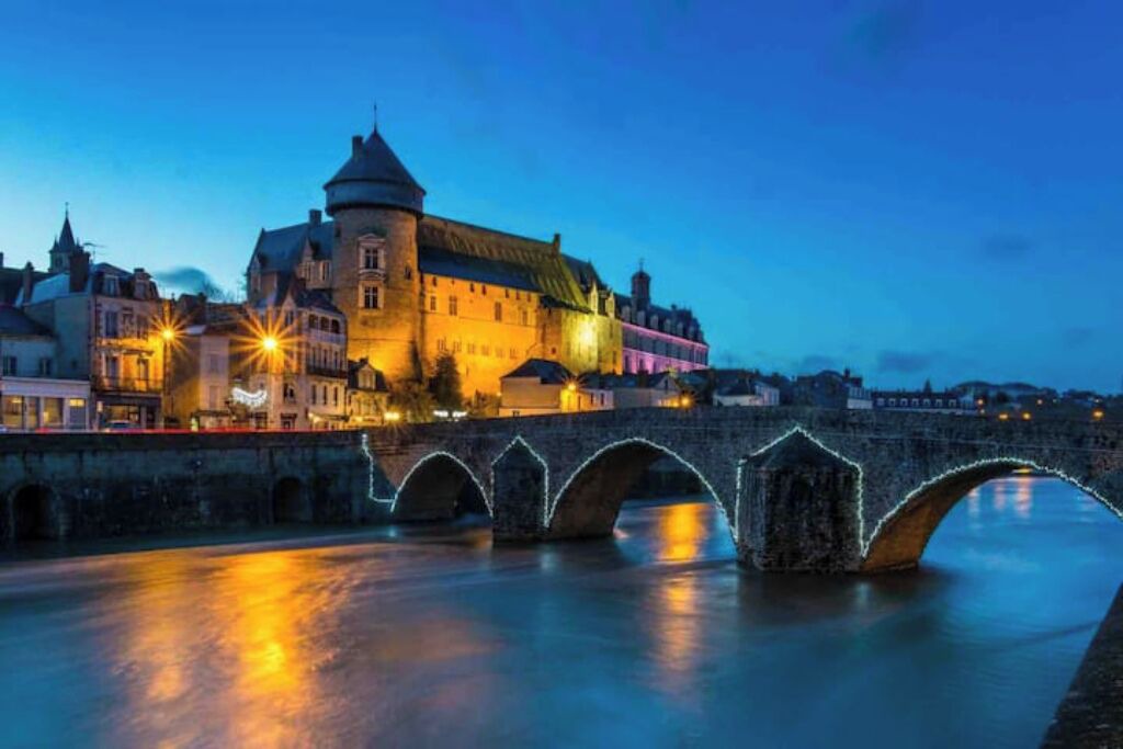 Photo of Others in Laval