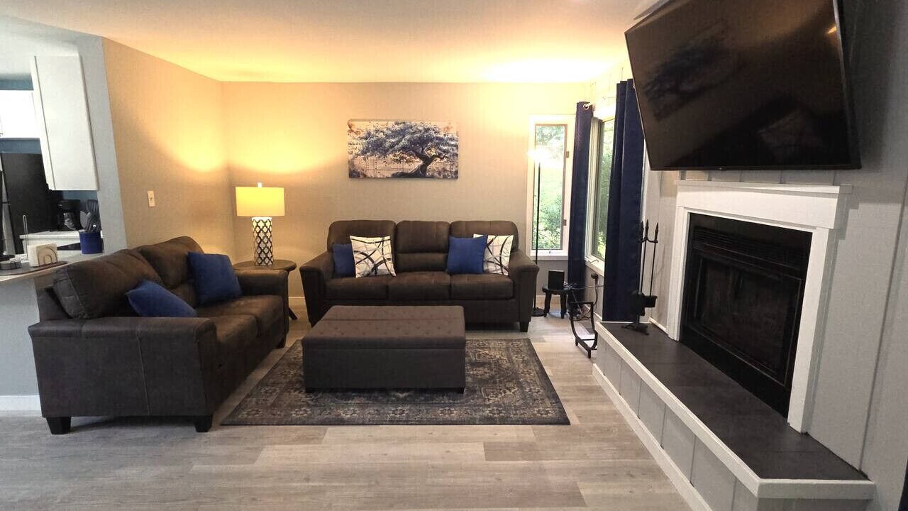 Photo of Livingroom in East Stroudsburg