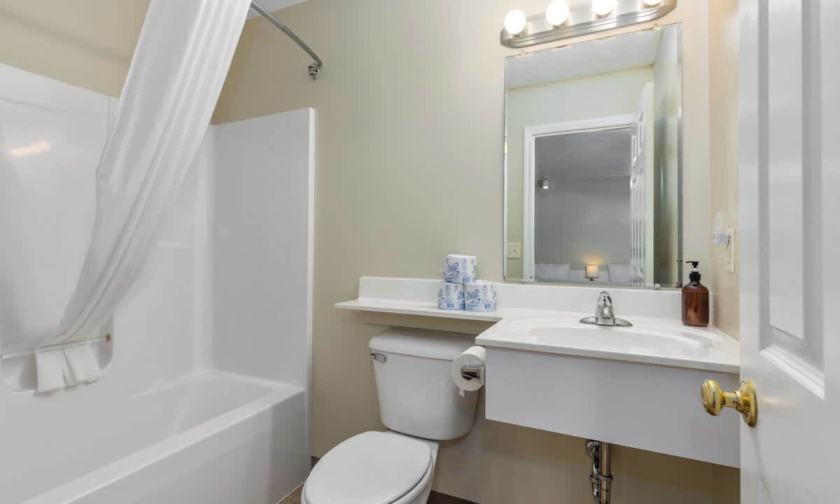 Photo of Bathroom in Lake City