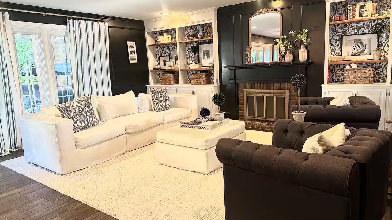 Photo of Livingroom in Overland Park